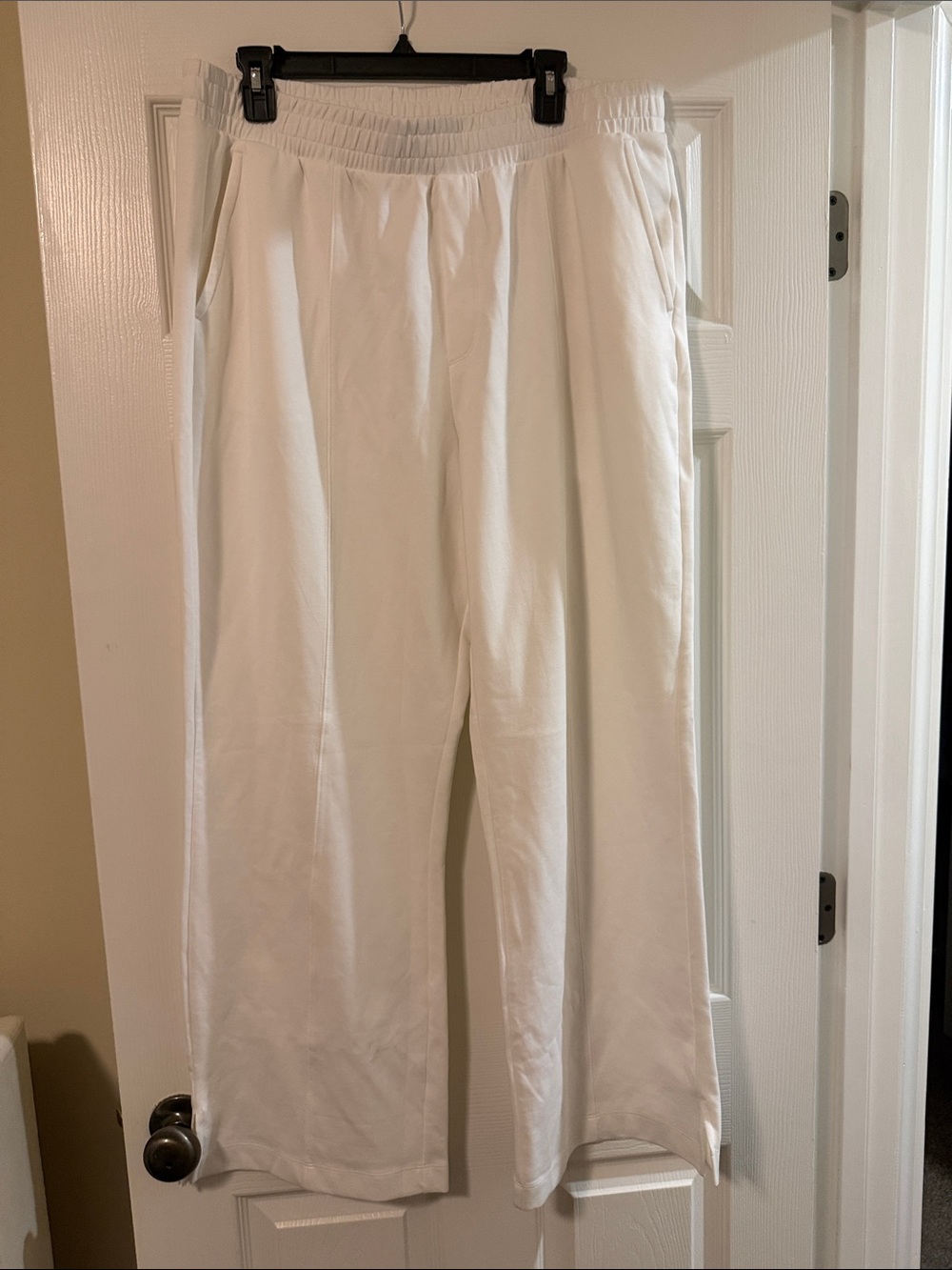 Old Navy Women's Wide-Leg Pull-On Pants in White